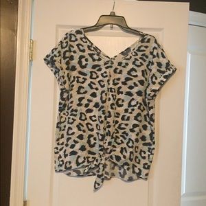 Worn once cute print top